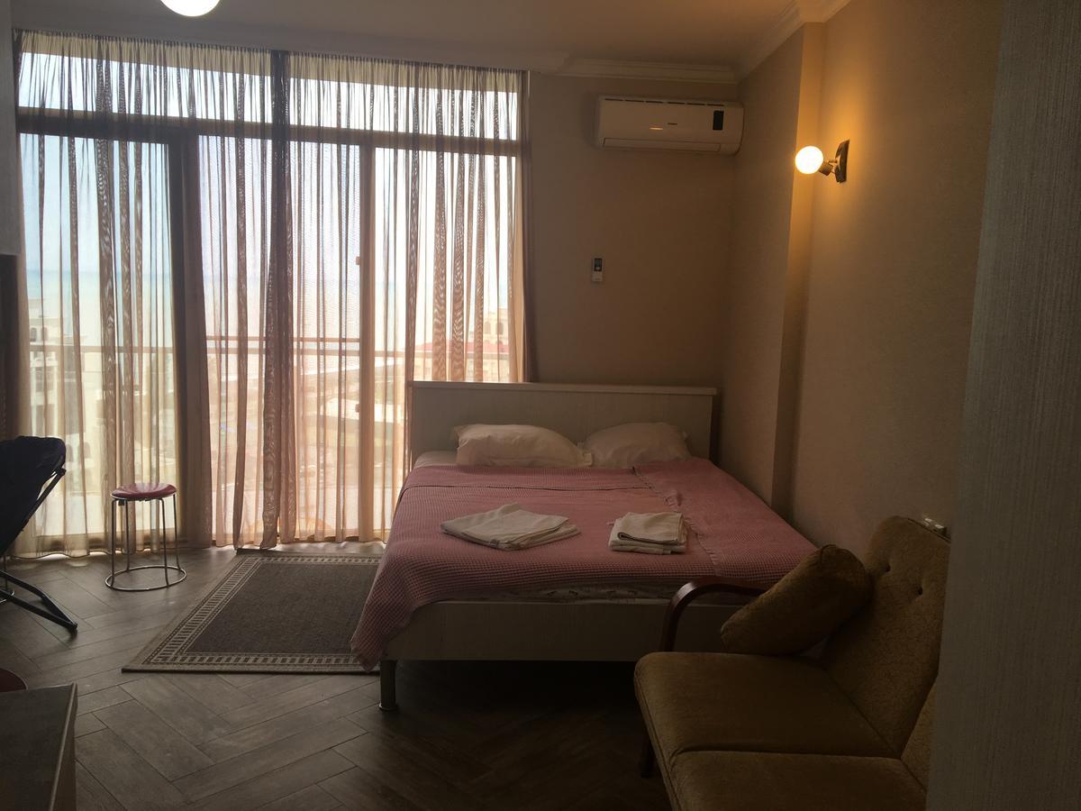 Orbi Plaza Tamara Aparthotel Batumi Exterior photo