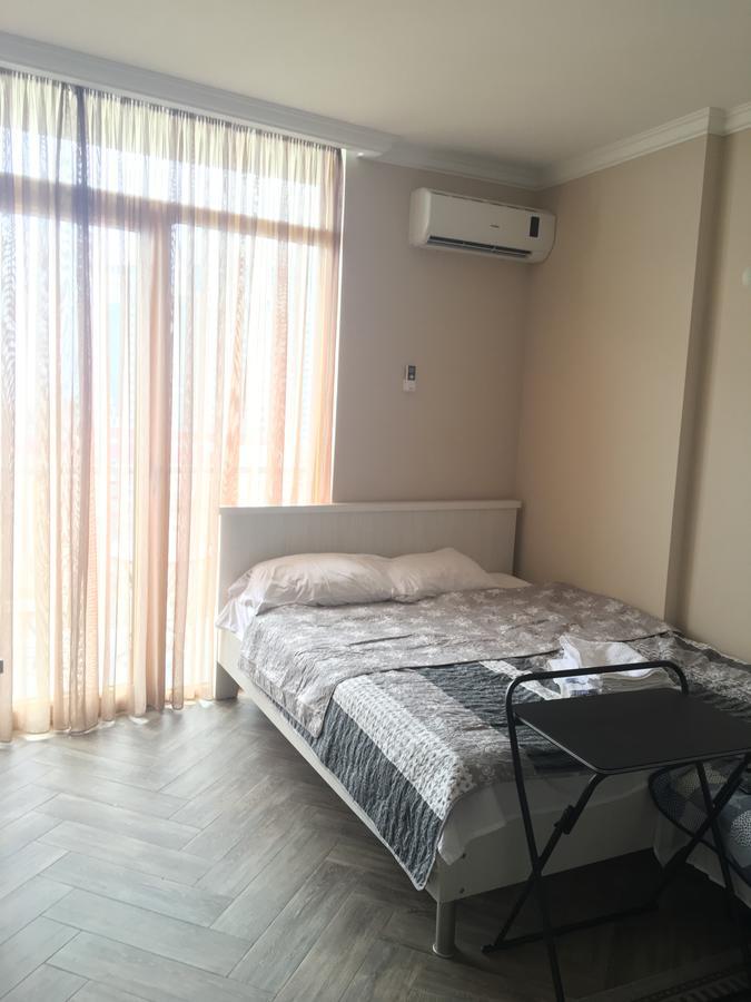Orbi Plaza Tamara Aparthotel Batumi Exterior photo